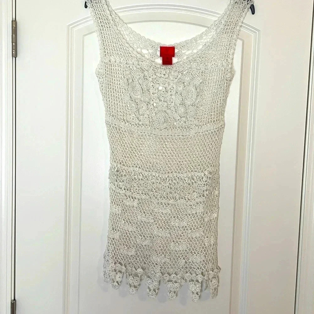 V Cristina Crocheted Woman's Sleeveless Top Size M